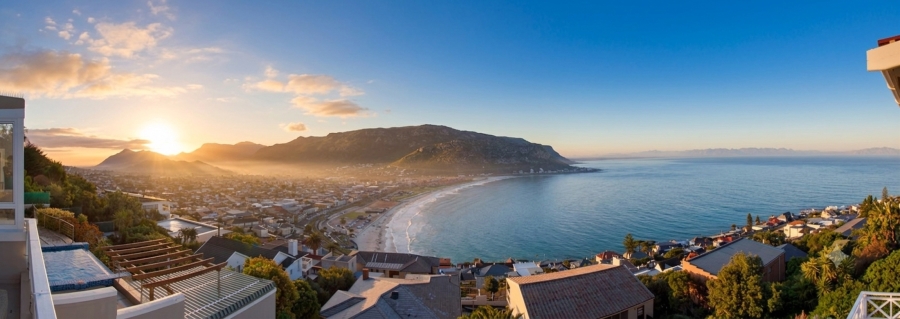 4 Bedroom Property for Sale in Fish Hoek Western Cape